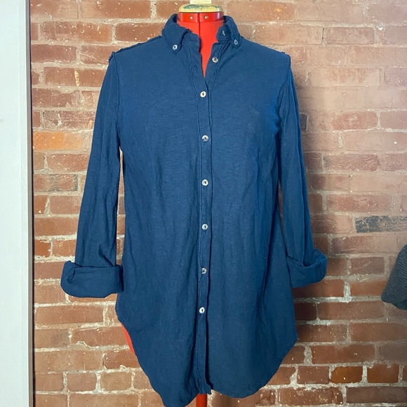 Tops - Like new-Cut Loose Relaxed Button Down in blue, S